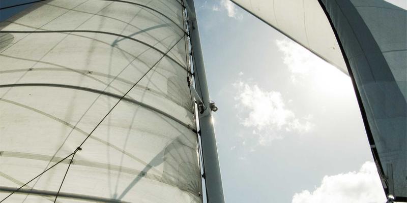 工业自动化4.0：智能制造、PLC与未来工厂的核心引擎